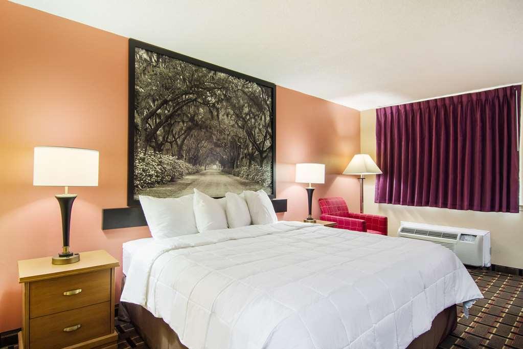 Americas Best Value Inn Darien Chambre photo