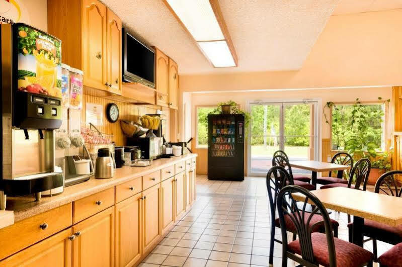 Americas Best Value Inn Darien Extérieur photo