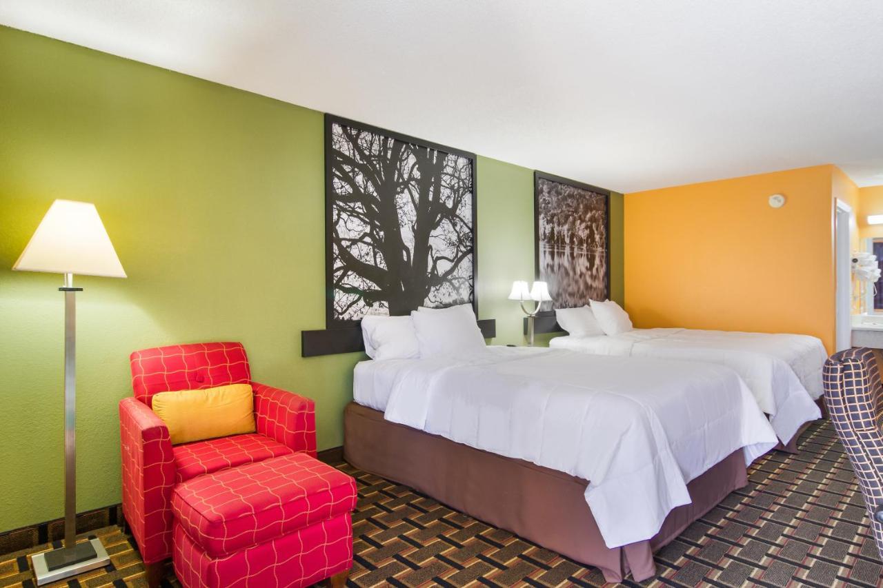 Americas Best Value Inn Darien Extérieur photo