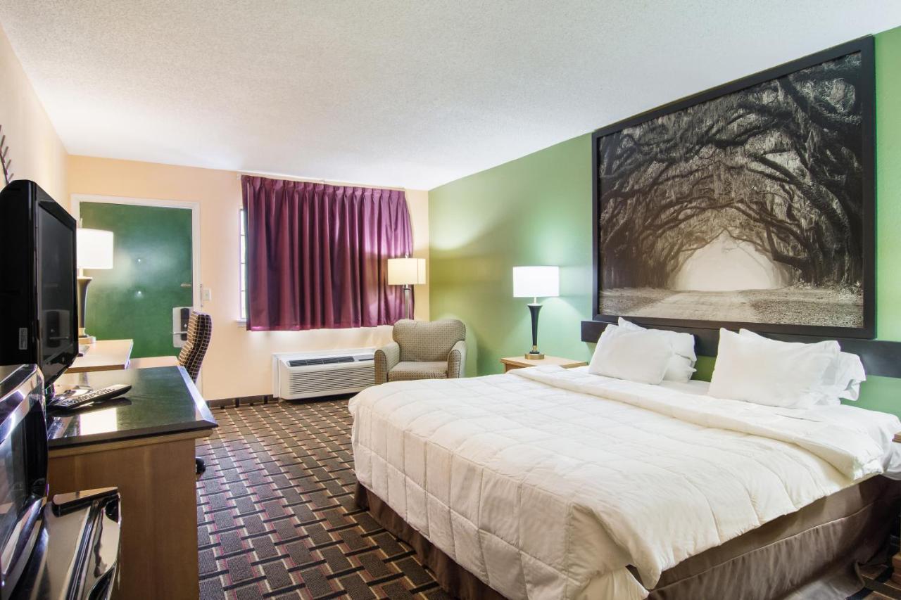 Americas Best Value Inn Darien Extérieur photo